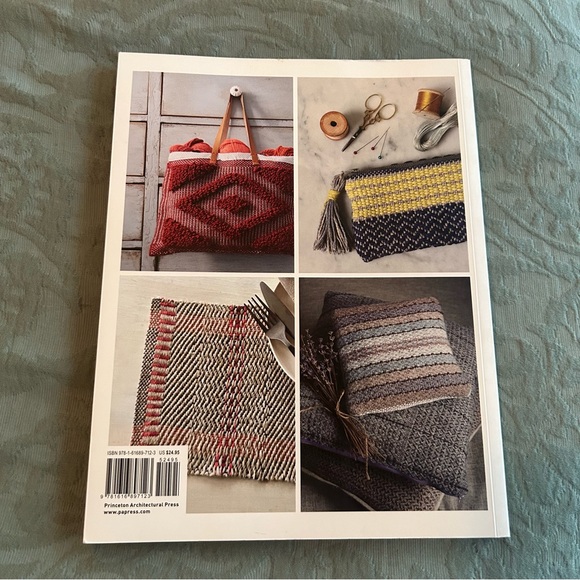 Weaving On A Little Loom For Beginners Techniques & Projects Soft Back Book - Picture 3 of 10